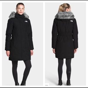 NWOT The North Face Women’s Arctic Parka